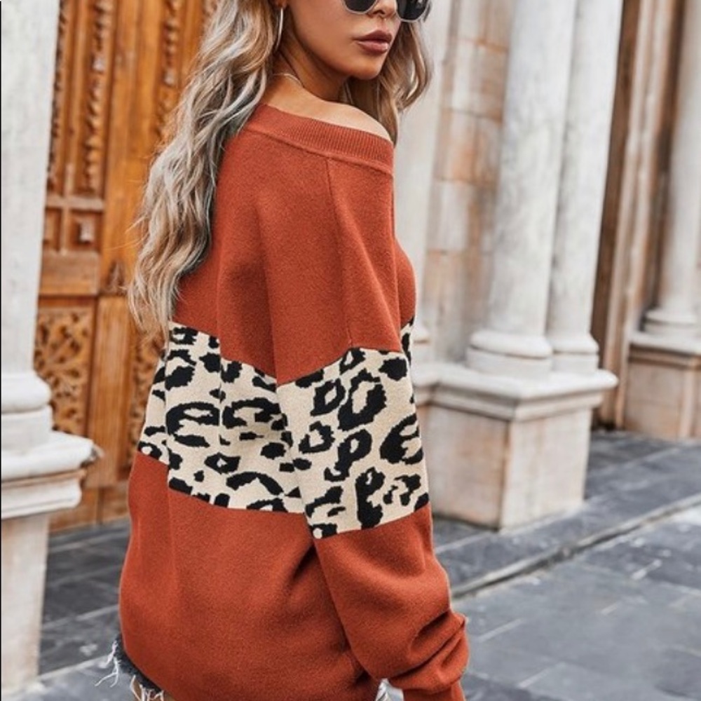 Leopard tops - Picture 2 of 2